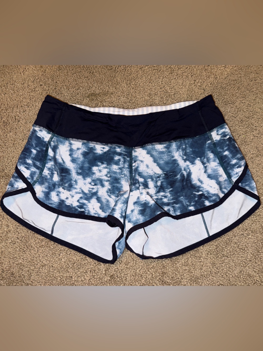 Lululemon Size 6 Blue Running Shorts EUC